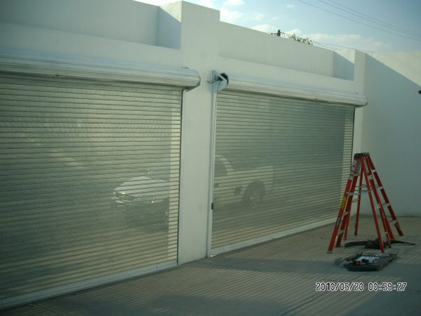 Cortina microperforada